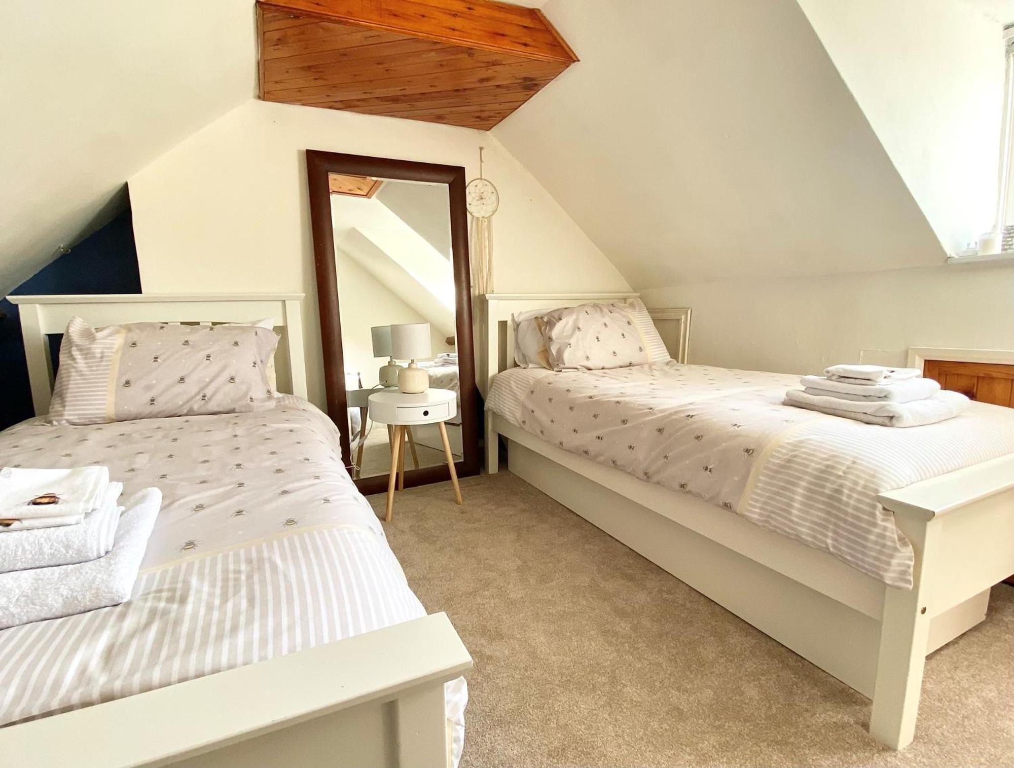 Bumblebee Cottage - Cosy Cottage In Area Of Outstanding Natural Beauty Hemel Hempstead Exterior foto